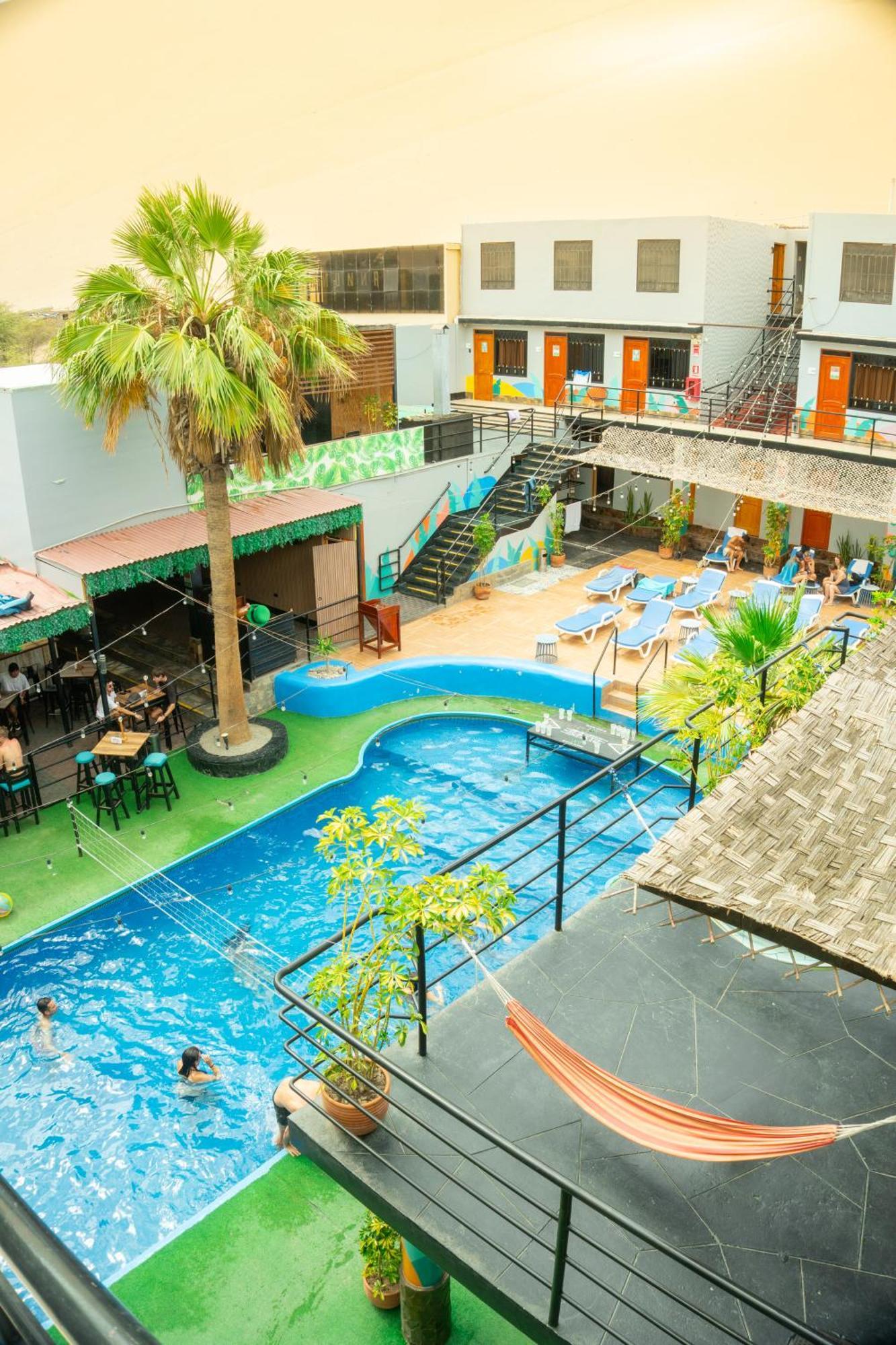 Wild Rover Huacachina Ica Exterior foto