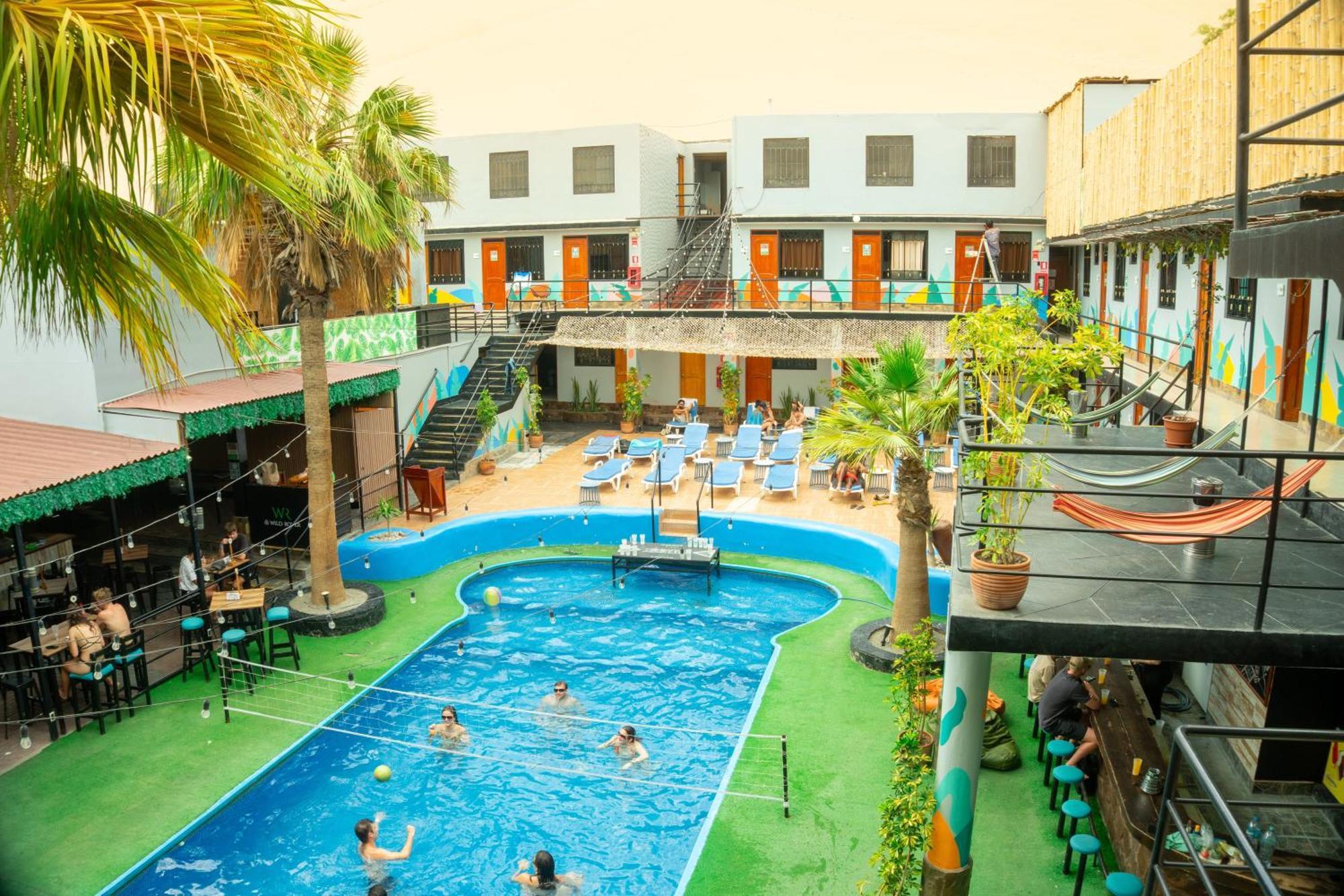 Wild Rover Huacachina Ica Exterior foto